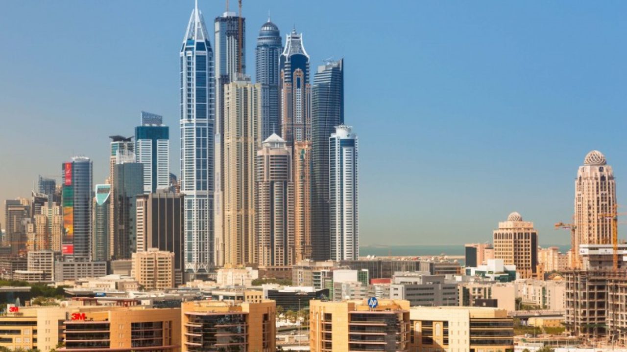 Rental Yields and ROI in Dubai Internet City Rendements locatifs et ROI à Dubai Internet City