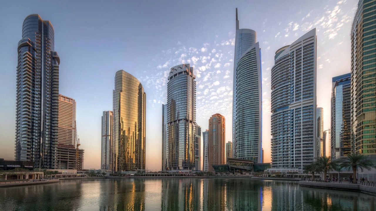Rental Yields and ROI in Jumeirah Lake Towers Rendements locatifs et ROI à Jumeirah Lake Towers