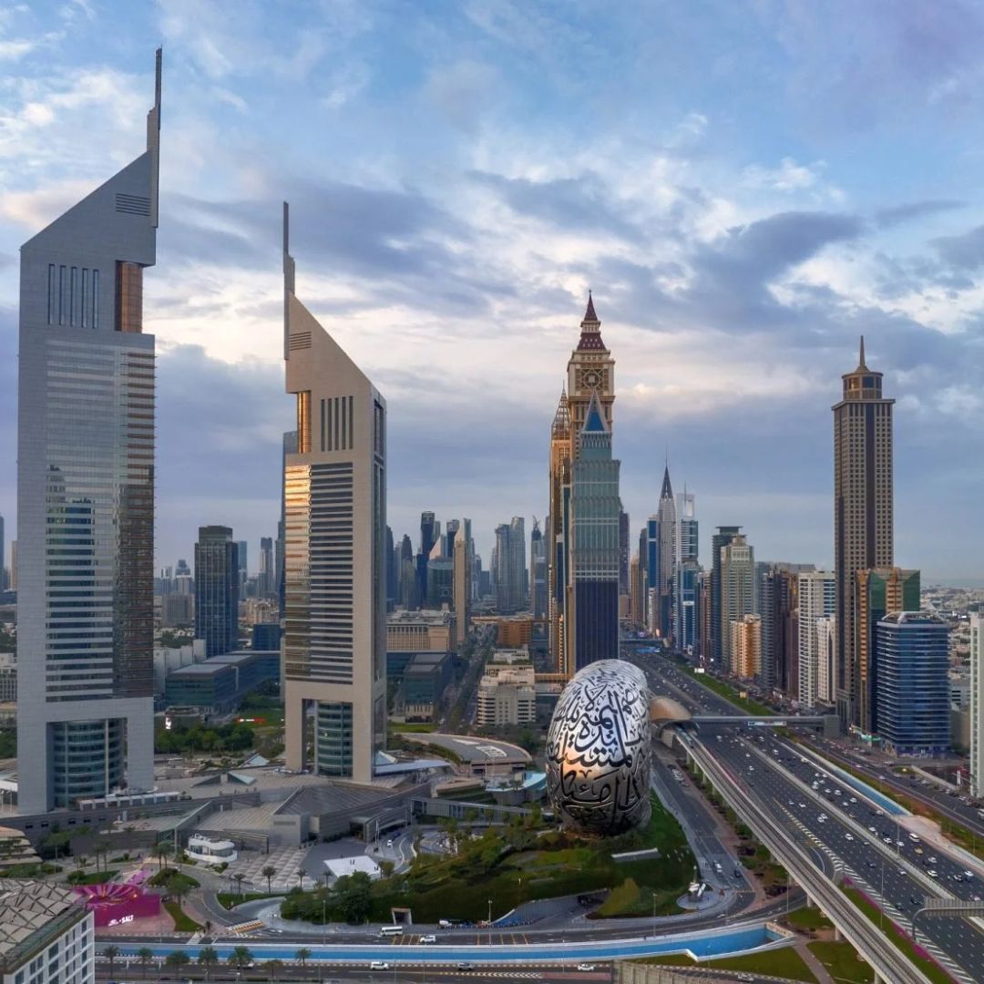 Living in Dubai: Expat Guide 2025